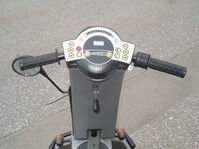 invalidn� voz�k BOOSTER TROPHY 5