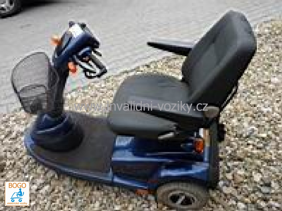 invalidn�  voz�ky  LUNA